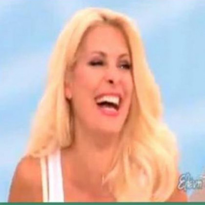 Ελένη Μενεγάκη: Το λάθος «σεξουαλικού περιεχομένου» στο twitter και η δημόσια συγνώμη