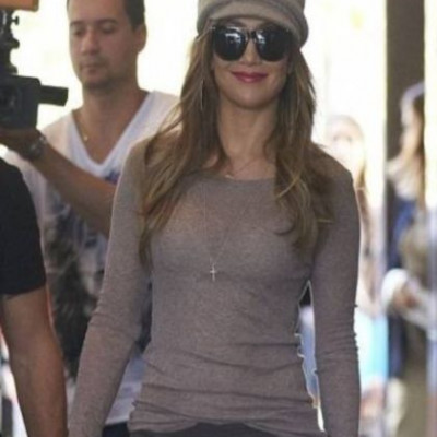 Jennifer Lopez: Κάνοντας βόλτες στη Λισαβόνα