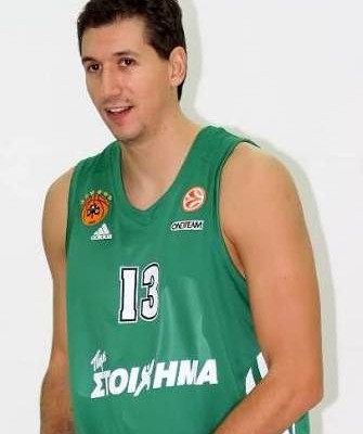 Ο Διαμαντίδης και το φιλί στη μεγάλη του... αγάπη! (video)