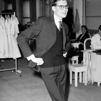 Τα «απαγορευμένα» σκίτσα του Yves Saint Laurent