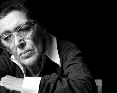 Η Ντίνα Κώνστα μας συγκλονίζει