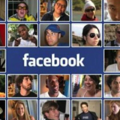 5 πράγματα που δεν θα έπρεπε να μοιραστείτε στο Facebook