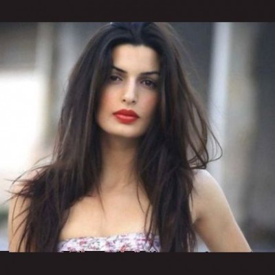 Τόνια Σωτηροπούλου – Μια Ελληνίδα στο πλευρό του James Bond