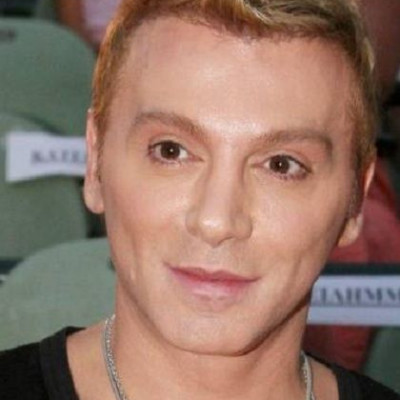 Τάκης Ζαχαράτος: Μιλάει για την γνωριμία του με την Ρούλα Κορομηλά