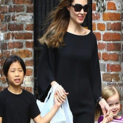 Angelina Jolie: Έστειλε γράμματα με τα παιδιά της στον Άγιο Βασίλη