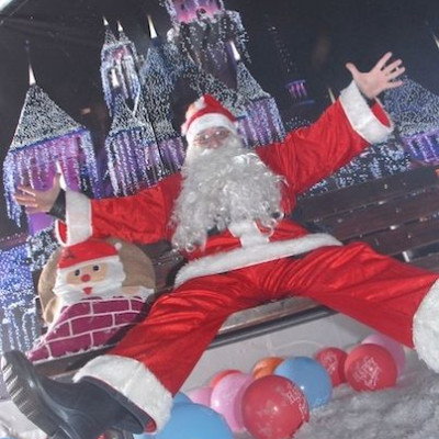 Αυτά τα Χριστούγεννα ζήσε το παραμύθι και απογειώσου ως το χωριό του Άγιου Βασίλη!