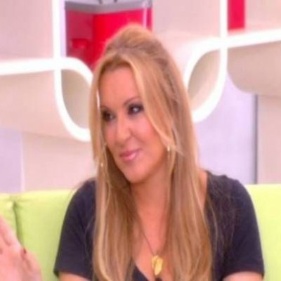 Ναταλία Γερμανού: «Δεν είχα ποτέ σχέση με τον Βρεττό. Το “Ποτέ ξανά” δεν το έγραψα για εκείνον»