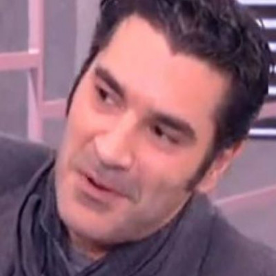 Ο Παπακαλιάτης δεν παντρεύεται και δηλώνει ότι έχει απατηθεί!