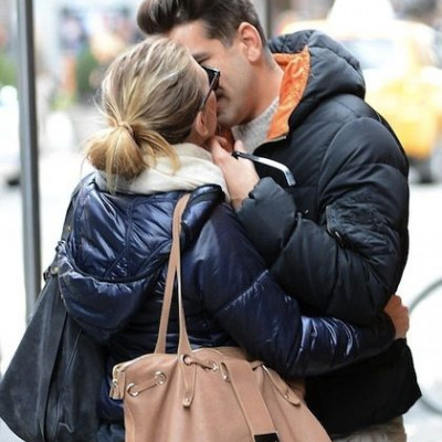 Ποια διάσημη star φιλιέται παθιασμένα με το νέο της αμόρε στους δρόμους της Νέας Υόρκης