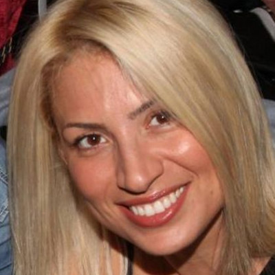 Αδυναμία στις μπότες έχει η Ηλιάκη