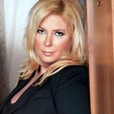 Δήμητρα Παπανδρέου: Βγάζει στο ‘σφυρί’ γούνες, τσάντες και άλλα προσωπικά της αντικείμενα για να ζήσει!