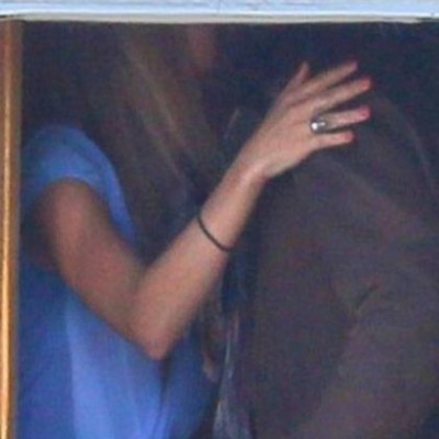 Ποια περιμένει τον Johnny Depp στο ιδιωτικό του τζετ