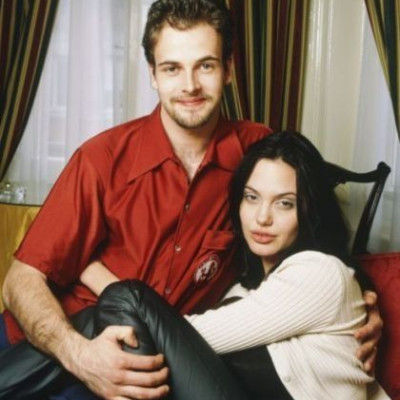 Ο άγνωστος γάμος της Angelina Jolie