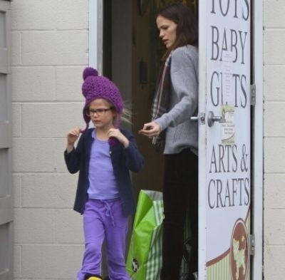 Jennifer Garner – Ben Affleck: Χριστουγεννιάτικα ψώνια με τις κόρες τους