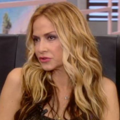 Άννα Βίσση: «Ντρεπόμουν να κυκλοφορώ σε τόσο δύσκολη εποχή με ακριβό αυτοκίνητο και το πούλησα»