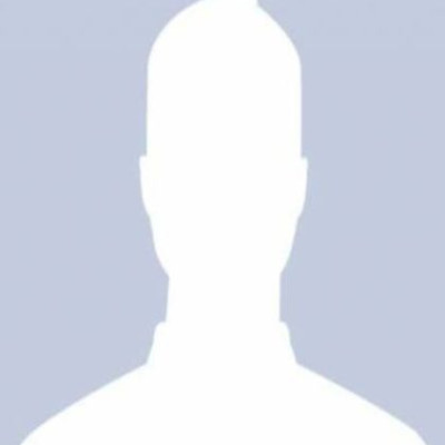 Ανδρικό και γυναικείο προφίλ στο Facebook