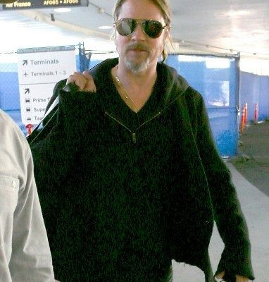 Brad Pitt: Μα τι του συμβαίνει τελοσπάντων;