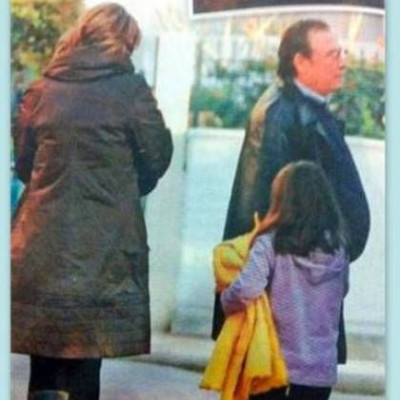 Τόλης και Άντζελα βάζουν τέλος στις φήμες χωρισμού με οικογενειακή τους έξοδο για φαγητό! (φωτό)