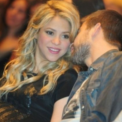 Shakira και Gerard Piqué: Γονείς, με τον μικρό Milan αγκαλιά