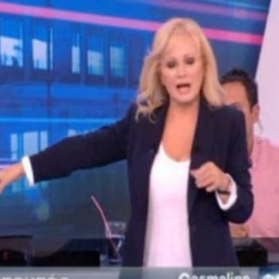 Σοκαριστικό: Διέκοψε τη ζωντανή εκπομπή της Νικολούλη για να πει ότι κάνει απόπειρα αυτοκτονίας!
