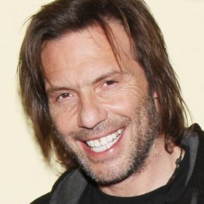 Στράτος Τζώρτζογλου: «Η συνεχής τηλεοπτική παρουσία μπορεί να σεκάνει να φαίνεσαι γραφικός»