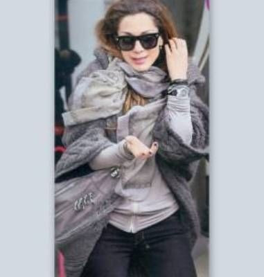 Δέσποινα Βανδή: Στο τρέξιμο για τις αγορές επίπλων του νέου σπιτιού στη Βούλα!