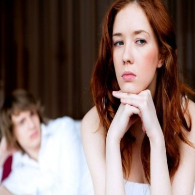 Δεν τολμάει να κάνει κίνηση και δεν ξέρω πως να φερθώ