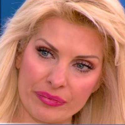 Τα δάκρυα της Ελένης Μενεγάκη για τον θάνατο συνεργάτη της