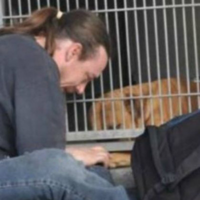 Συγκλονιστικό: Πήρε πίσω τον σκύλο του με μια φωτογραφία στο Facebook