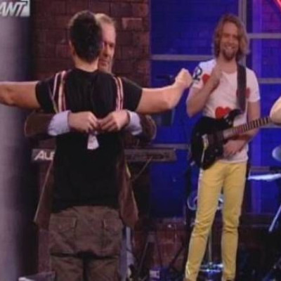 Κωνσταντίνος Αργυρός: Διαγωνίζεται με τον Κωστόπουλο στο ξεκούμπωμα των σουτιέν