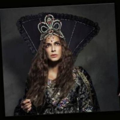 Άννα Βίσση: Οι «Δαίμονες» 22 χρόνια μετά στο θέατρο και στη… ζωή της, ο έρωτας και ο Νίκος Καρβέλας!