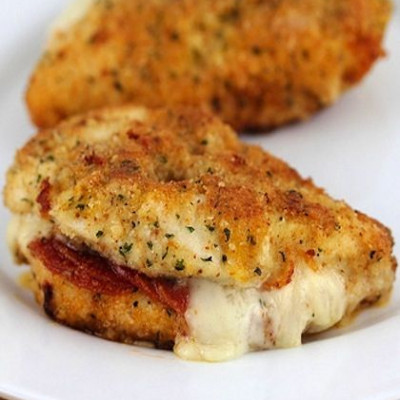 Γεμιστό κοτόπουλο με τυρί σε 5 βήματα