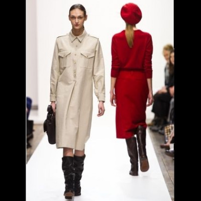 Αντιγράψτε το look: Το νέο-κλασικό ponytail στο show της Margaret Howell