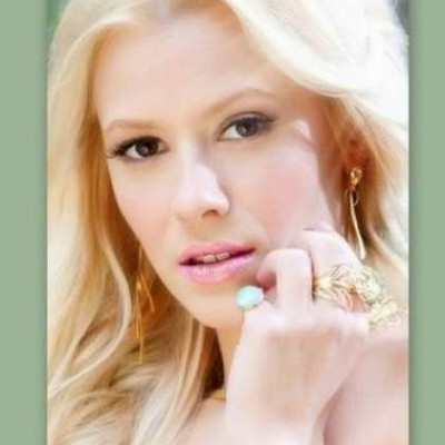 Η παραμυθένια φωτογράφηση της Λάουρα Νάργιες