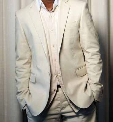 Ποιος διάσημος 30χρονος τραγουδιστής παραδέχτηκε ότι είχε κάνει κρυφό γάμο στα 19;