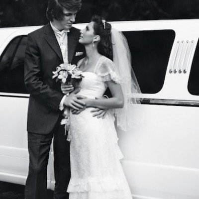 To Queen.gr ντύνει την εγκυμονούσα νύφη φουλ στη δαντέλα