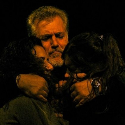 Ένας εχθρός του λαού: Το συγκλονιστικό έργο του Ερρίκου Ίψεν έρχεται πιο επίκαιρο από ποτέ