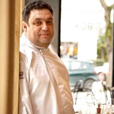 Ο Χριστόφορος Πέσκιας παρουσιάζει ένα ιδιαίτερο και προσιτό brunch στην τιμή των 18 ευρώ!