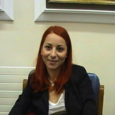 Βουλευτής του ΣΥΡΙΖΑ «έφαγε πόρτα» στη Βουλή λόγω… μαλλιού!