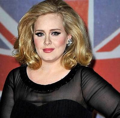 Adele: «Φοράω ότι μου αρέσει»