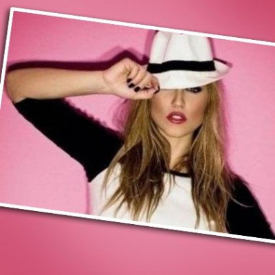 Η Πηνελόπη Αναστασοπούλου «καταγγέλλει» μέσω twitter της!