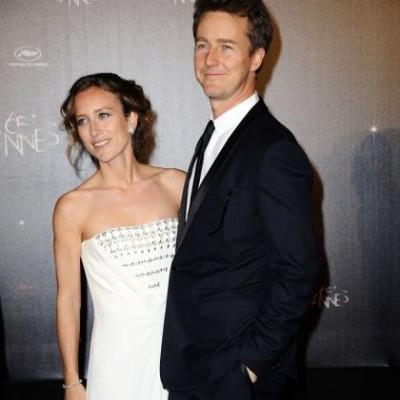 O Edward Norton θα γίνει μπαμπάς