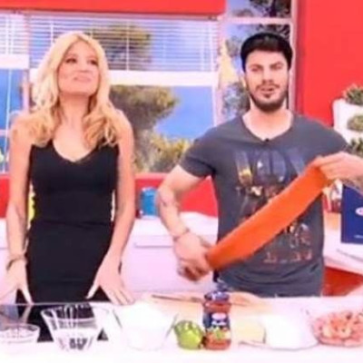 Η… «κομάντο» Φαίη Σκορδά, τα επιφωνήματα των συνεργατών της και οι απίστευτες ατάκες του Πετρετζίκη!