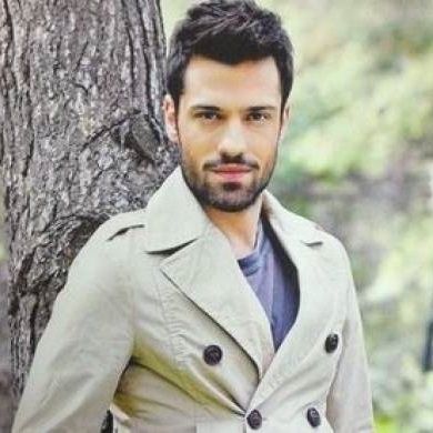 Κωνσταντίνος Αργυρός: «Η πρώτη μου ερωτική επαφή έγινε στα δεκαέξι»