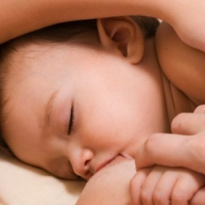 Τρεις νέες έρευνες που θα σας πείσουν να θηλάσετε το μωρό σας!