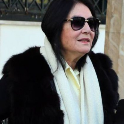 Νάνα Μούσχουρη: Πουλάει το ρετιρέ της στην Ρηγίλλης