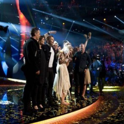 Eurovision 2013: Στα παρασκήνια του διαγωνισμού λίγο μετά το τέλος του – Η ελληνική αποστολή και η Ελληνίδα που βρέθηκε στο πλευρό της νικήτριας