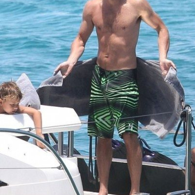 Ένας sexy άντρας που στα 47 του έχει το σώμα 30άρη