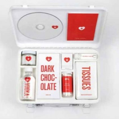 Κυκλοφόρησε κουτί πρώτων βοηθειών για ερωτοχτυπημένους!