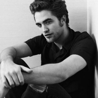 Ποιος star έβαλε σκοπό ζωής να κάνει τον Robert Pattinson να διαγράψει την Kristen;